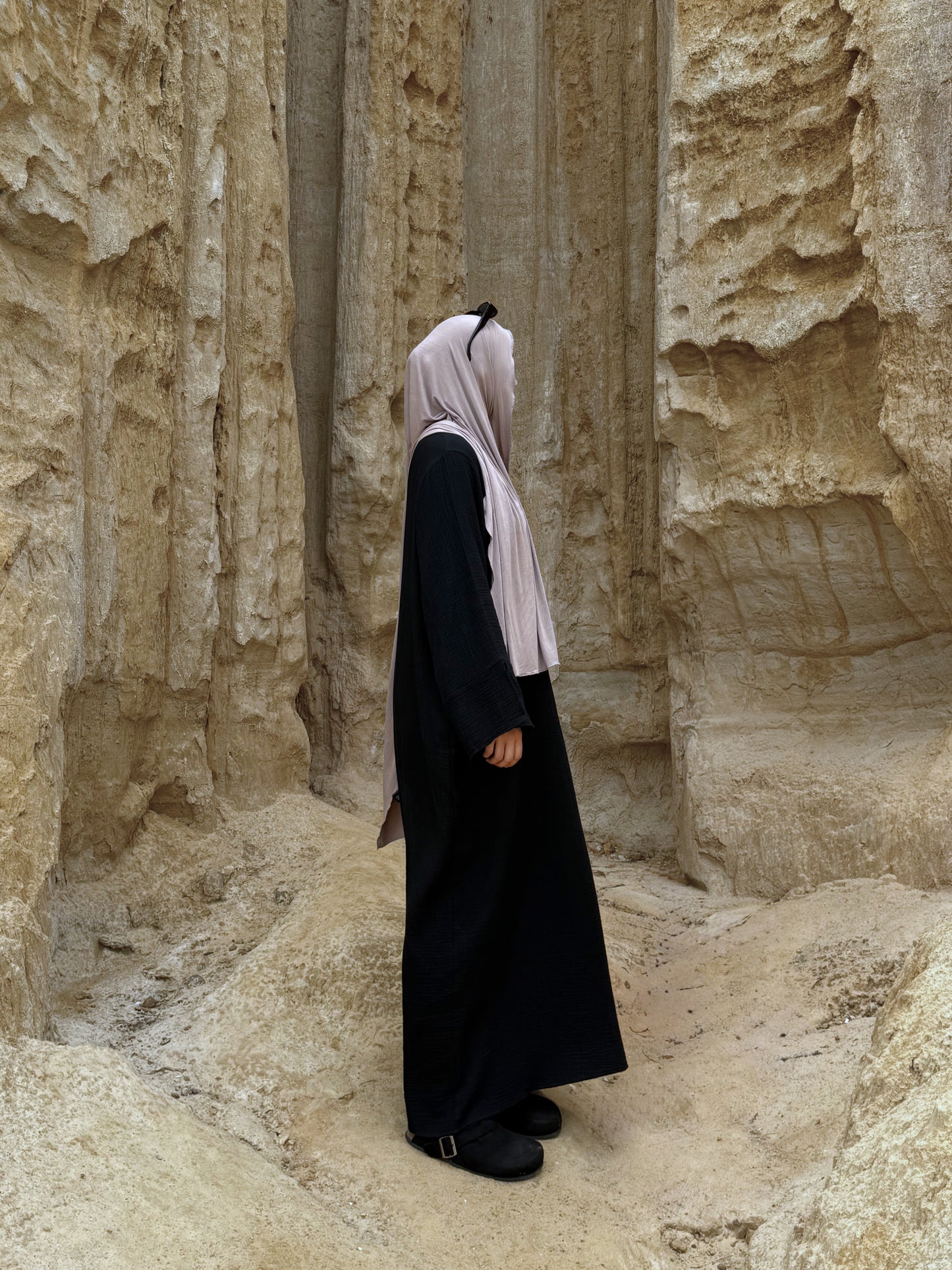 Textured Cotton Abaya - Black