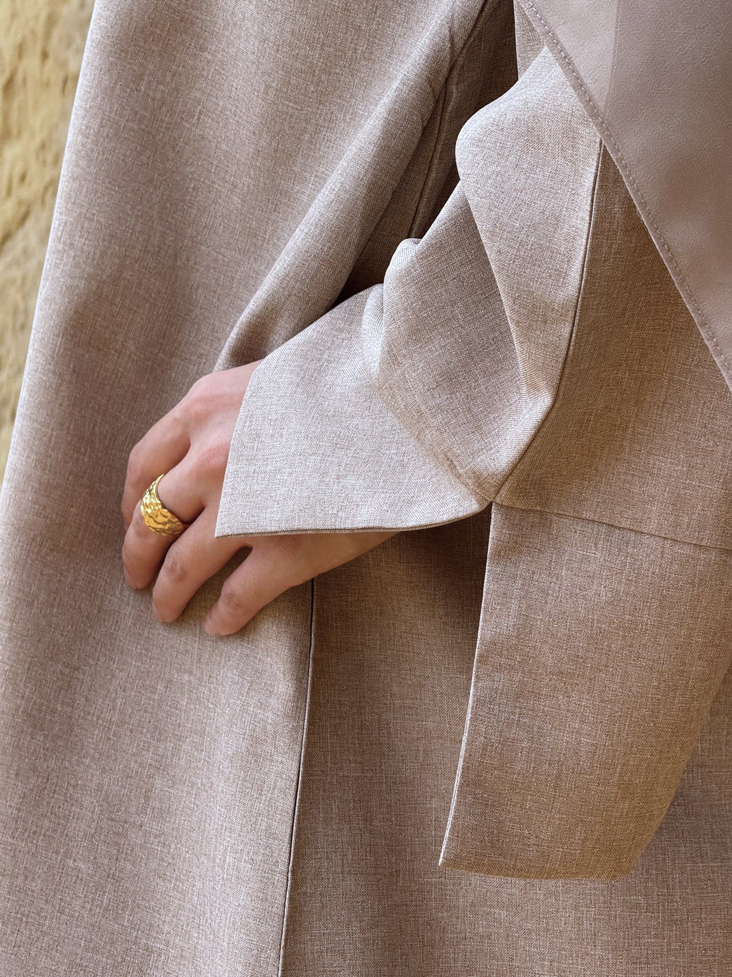 Essential Linen Abaya - Sandstone